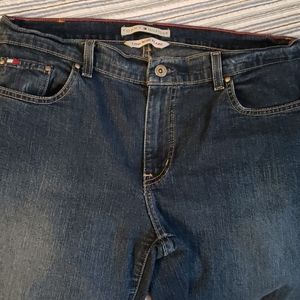 Tommy Hilfiger Low Rise Flare denim jeans sz 12r